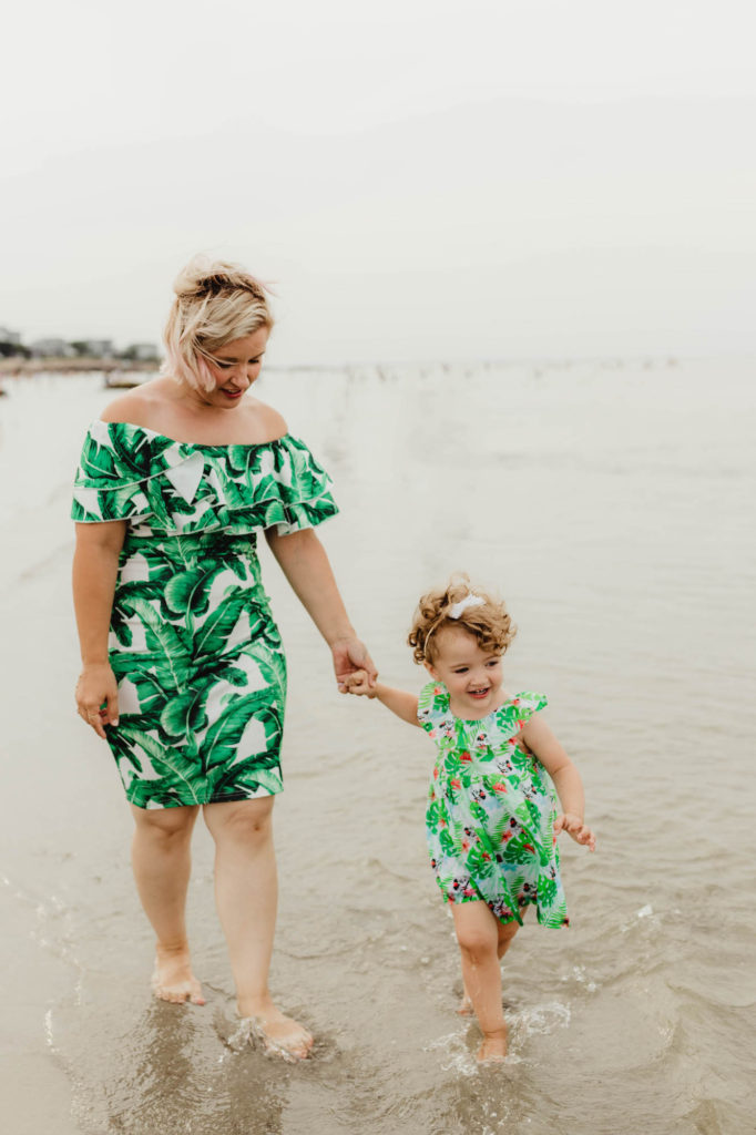 mommy and me matching outfits