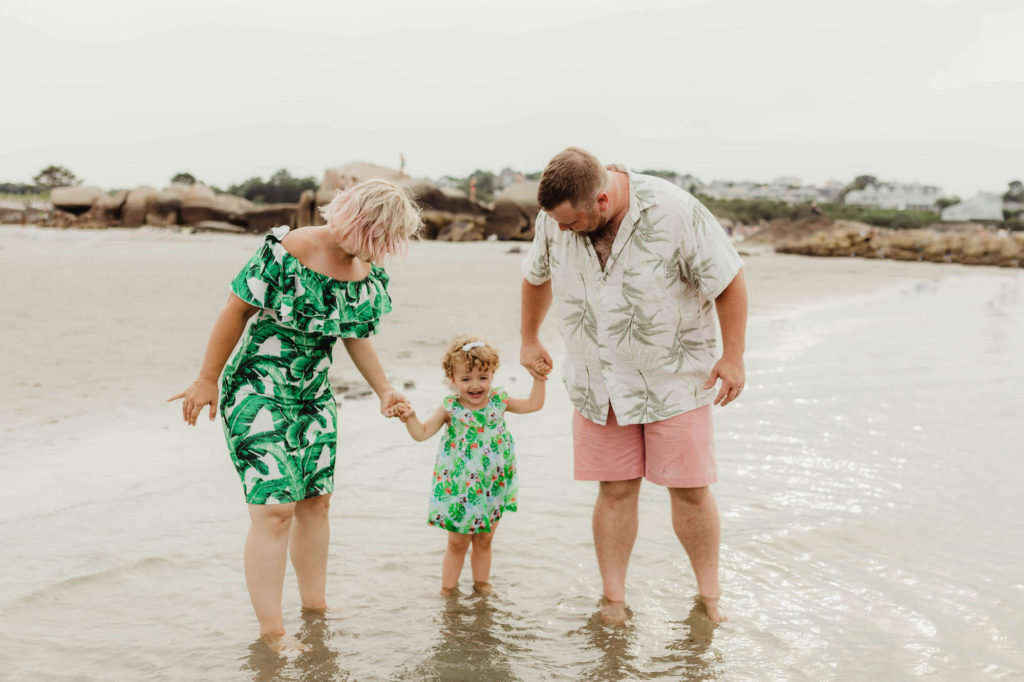 family photoshoot beach