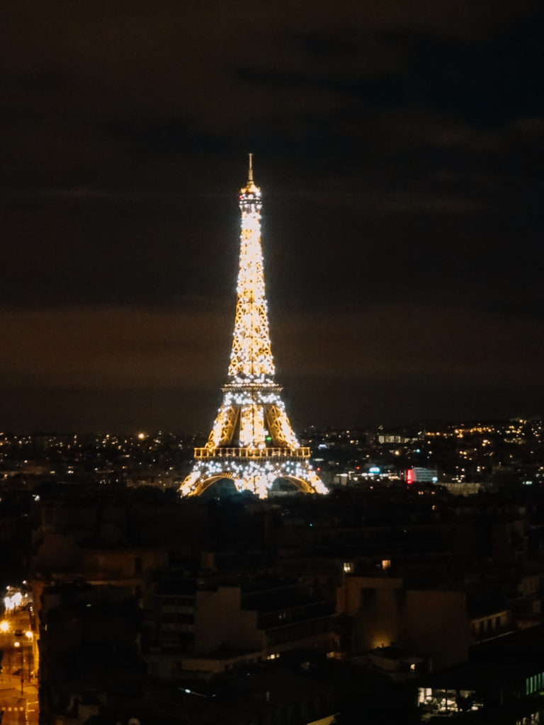 travel guide paris eiffel tower