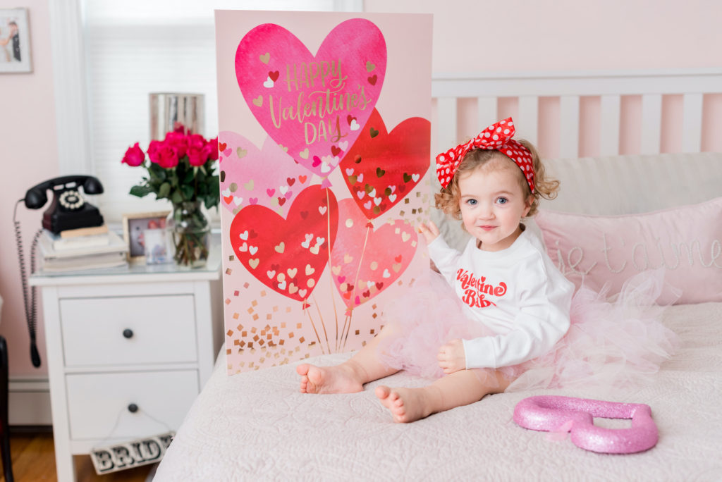 mom-blogger-toddler-valentines