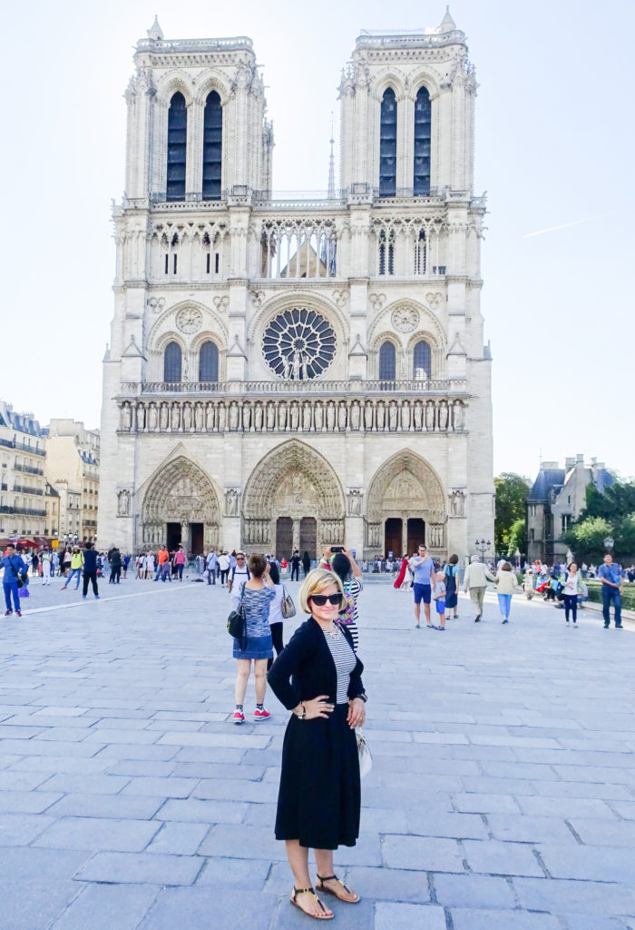 paris-travel-blogger