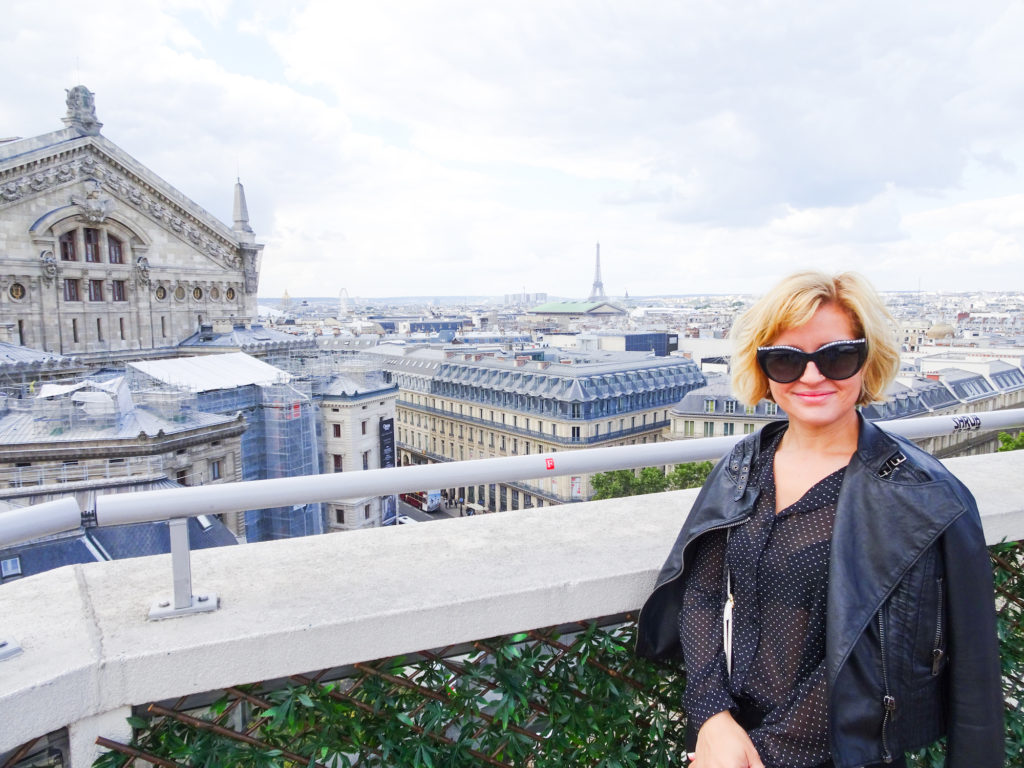 paris-travel-blogger-how-to-spend-a-day-in-paris