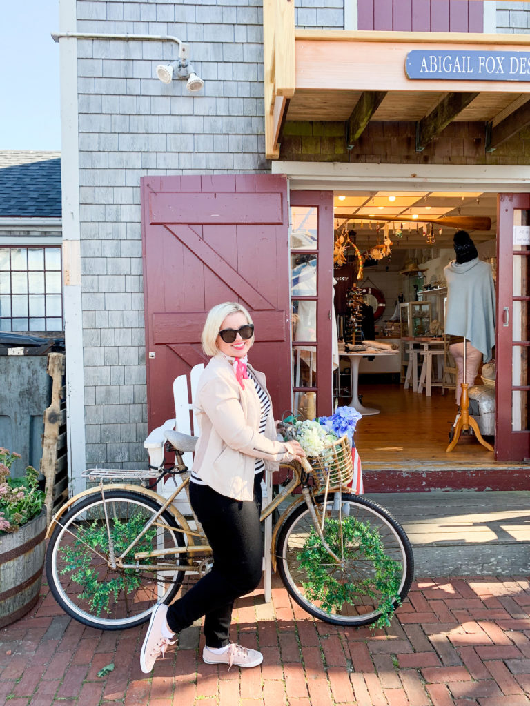 nantucket-travel-blogger-guide