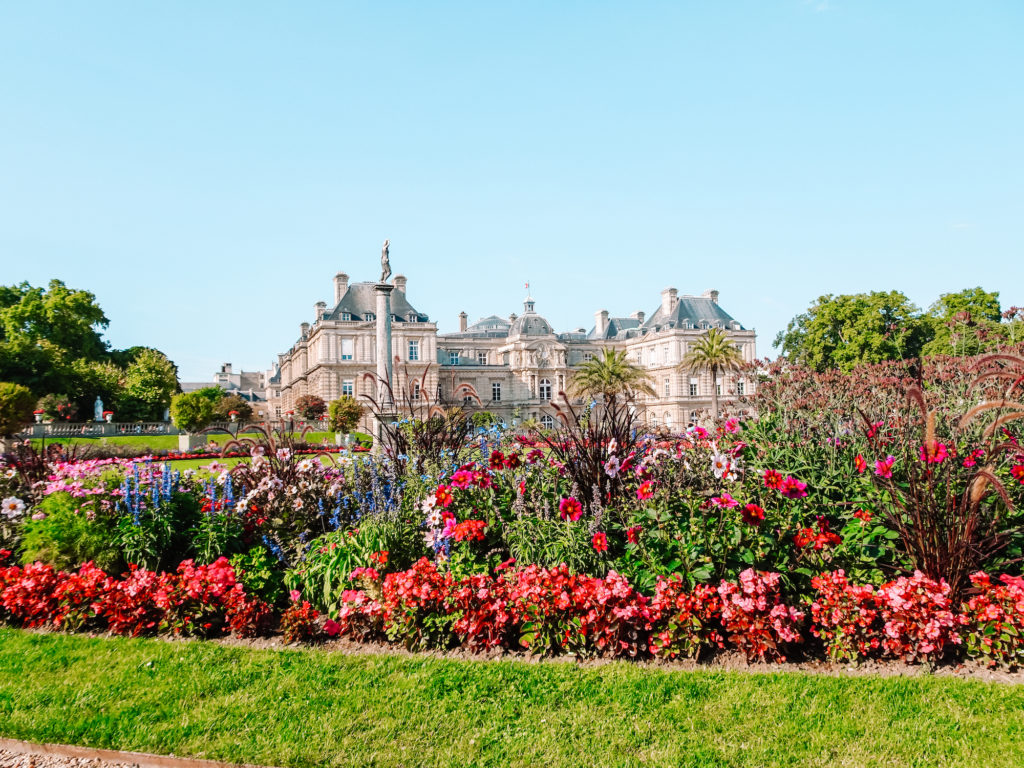 travel-blogger-paris